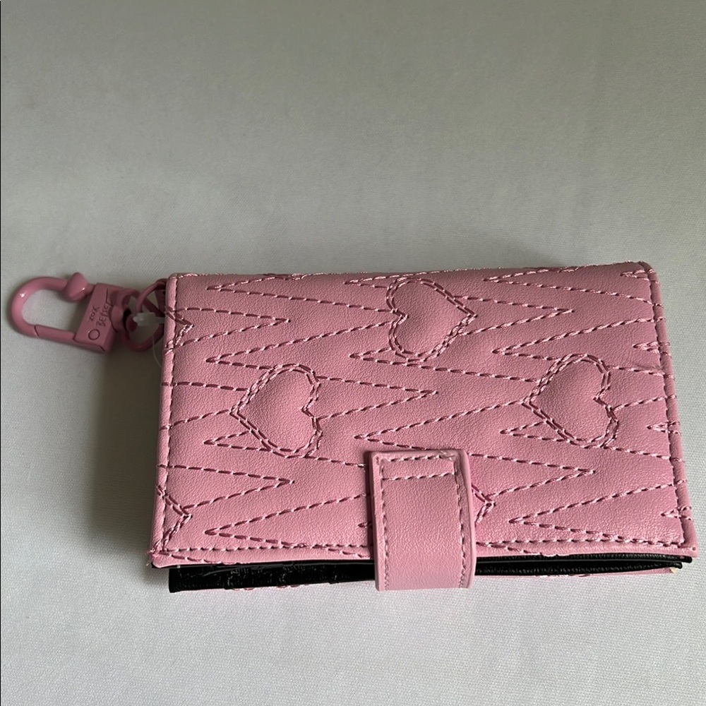 Betsey Johnson Pink Heart Wallet - Picture 9 of 10